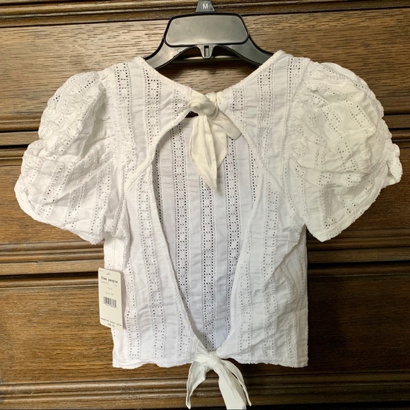 Free people back tie crop top with key hole - Picture 6 of 8